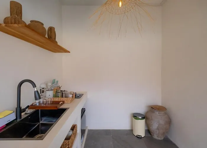 Casa Aurora - Brand New 1 Bedroom Pool - Only 7 Min To Savaya * Uluwatu
